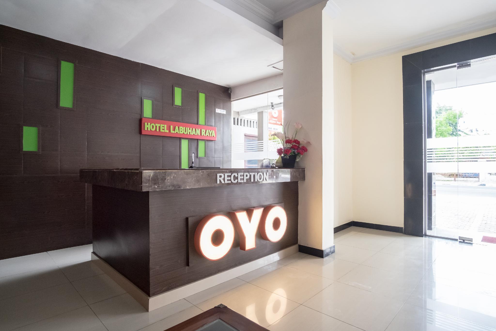 Oyo 741 Hotel Labuhan Raya Medan Exterior foto